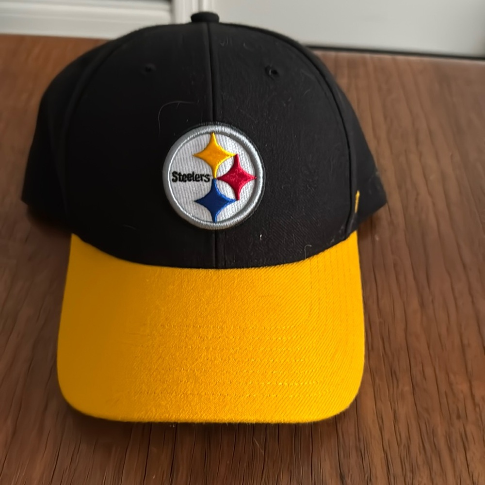 NWOT Kid's Steelers Hat '47